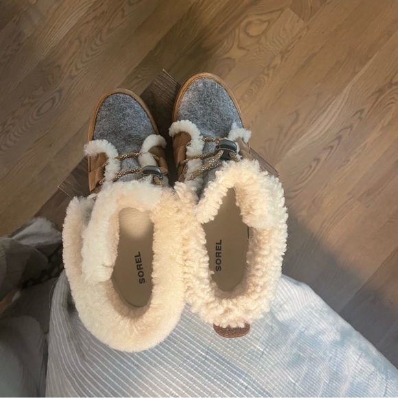 Sorel Joan of Arctic Boots - Picture 3 of 6